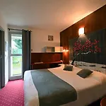 Restaurant Le Brennus Logis 호텔 랑공