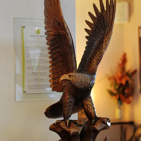 Hotel Logis Horus Restaurant Les Bruyeres 3*