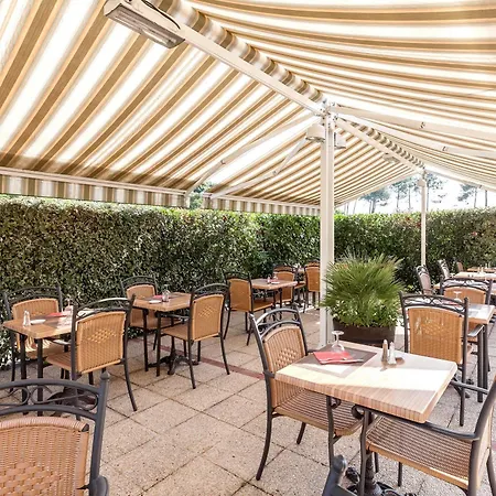 Logis Horus Restaurant Les Bruyeres 3* Toulenne