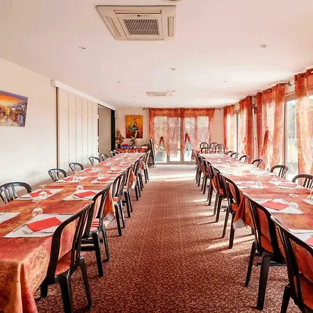Hotel Logis Horus Restaurant Les Bruyeres